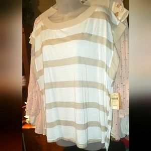 Ladies casual stripe button back top! New!